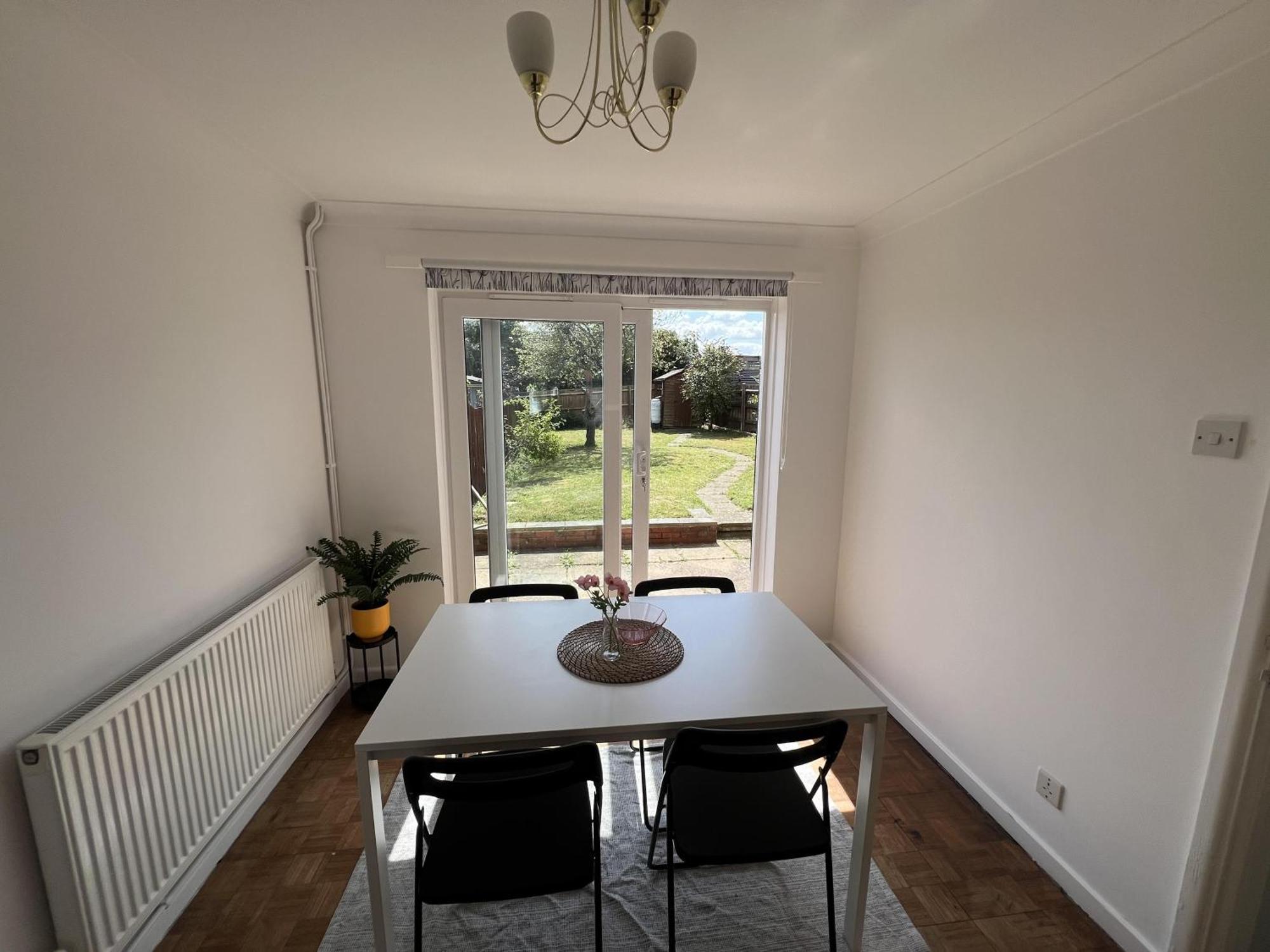 Charming 3-Bed House In Leighton Buzzard Villa Luaran gambar